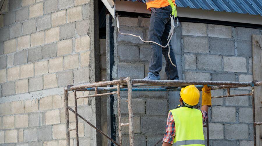 Expert Emergency Roof Repairs services in Canyon Dam, CA